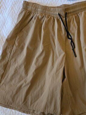 Lululemon men's utility cargo shorts